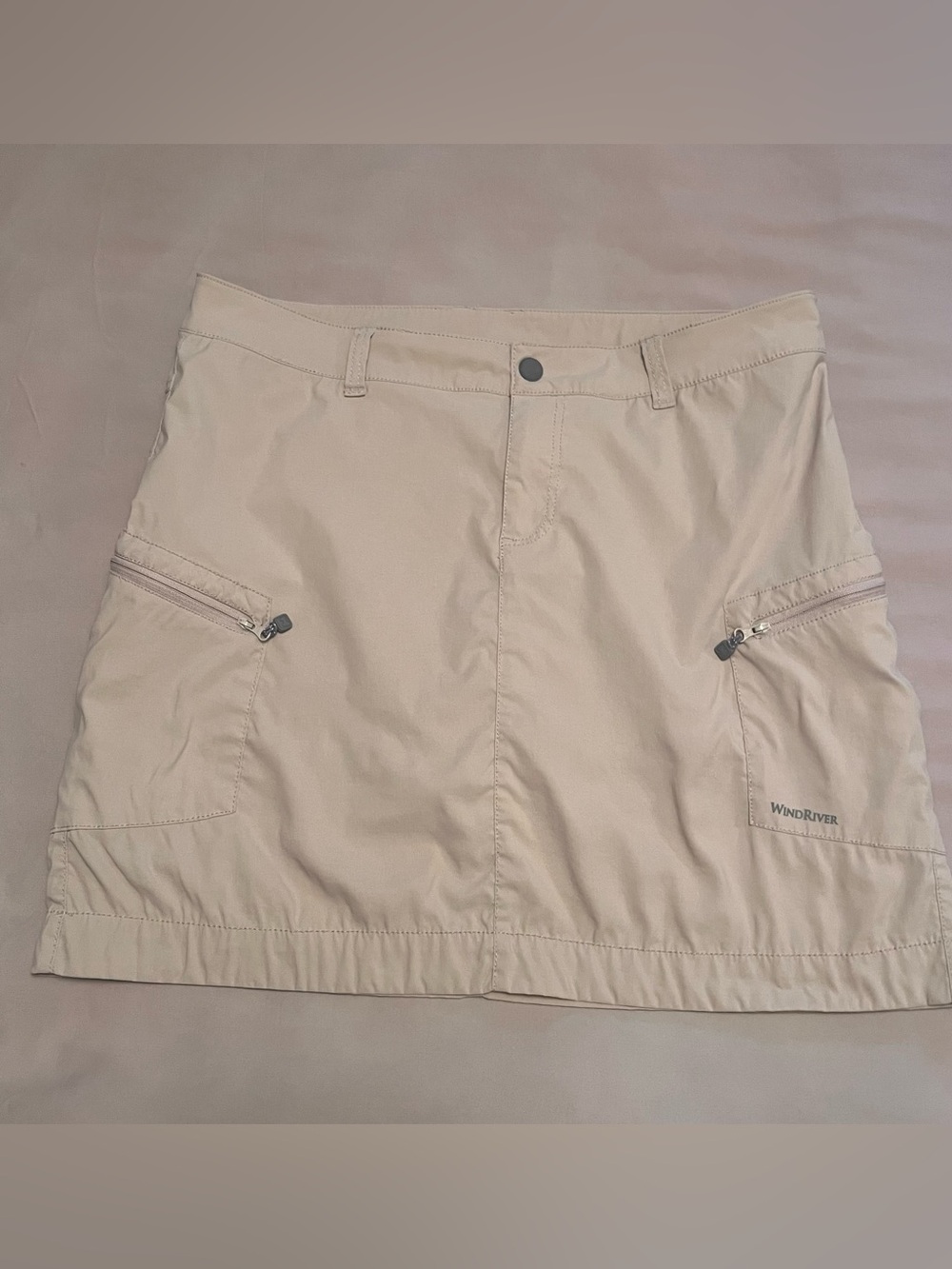 WindRiver Woman’s Beige Outdoor Hiking Cargo Skort